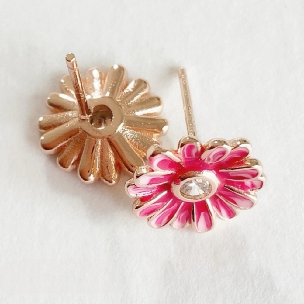 PINK DAISY EARRINGS W/CZ CENTER! SILVER ROSE GOLD PLATED, .925 STAMPED! - Picture 6 of 13